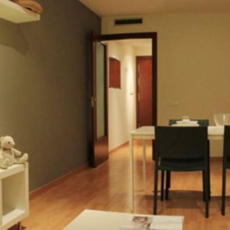 Alguera Apartments Industria Barcelona Luaran gambar